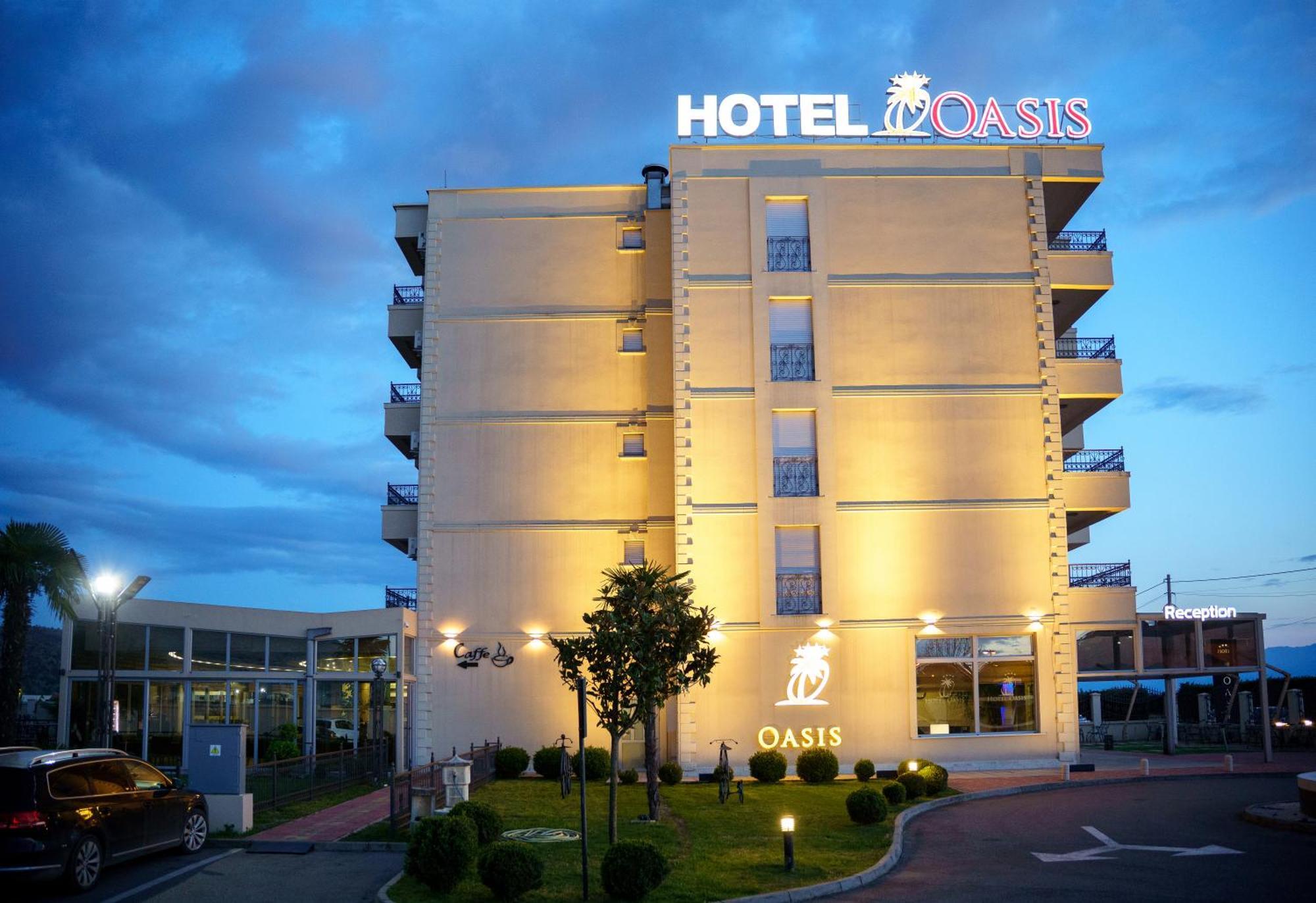 Hotel Oasis Podgorica Buitenkant foto