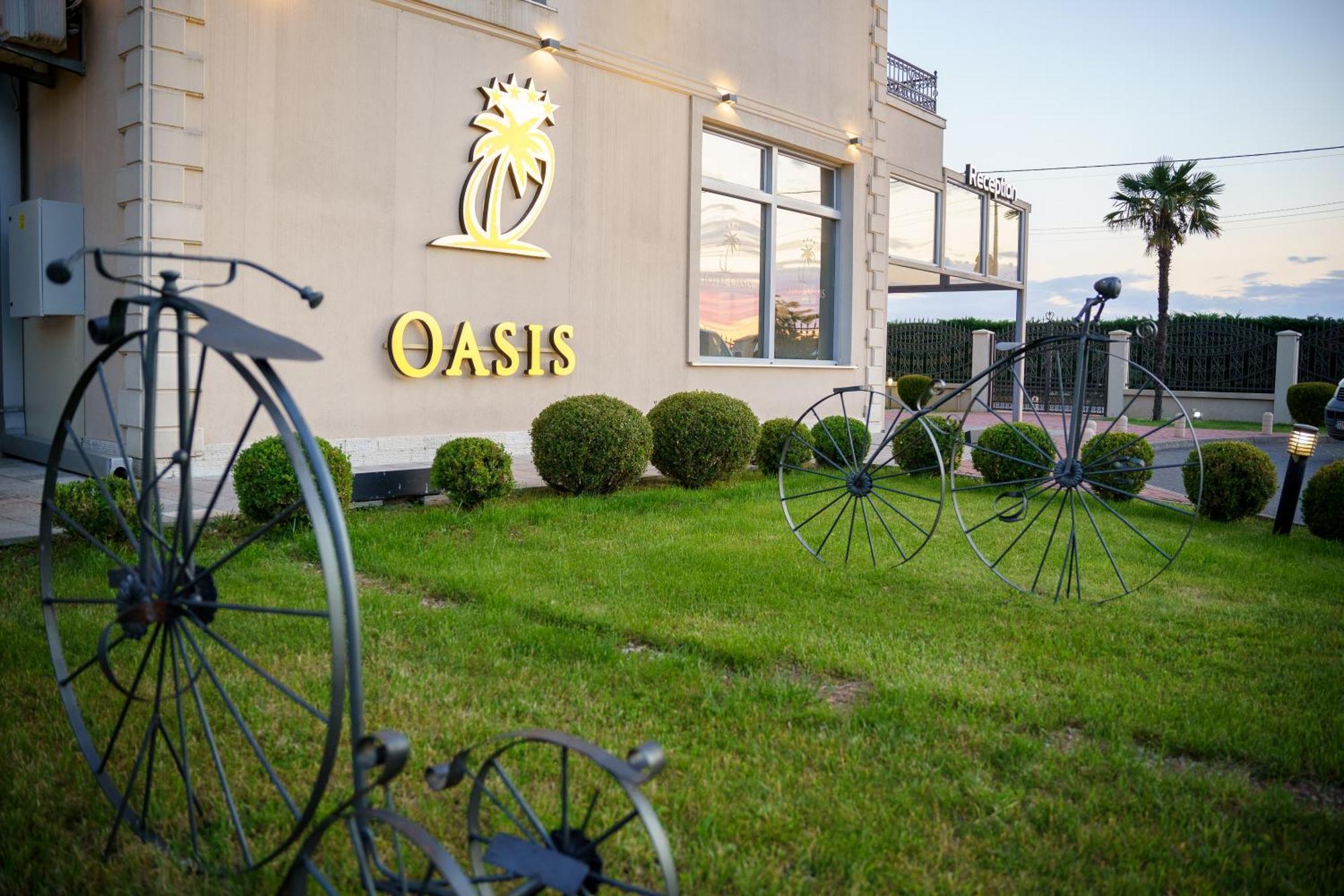 Hotel Oasis Podgorica Buitenkant foto