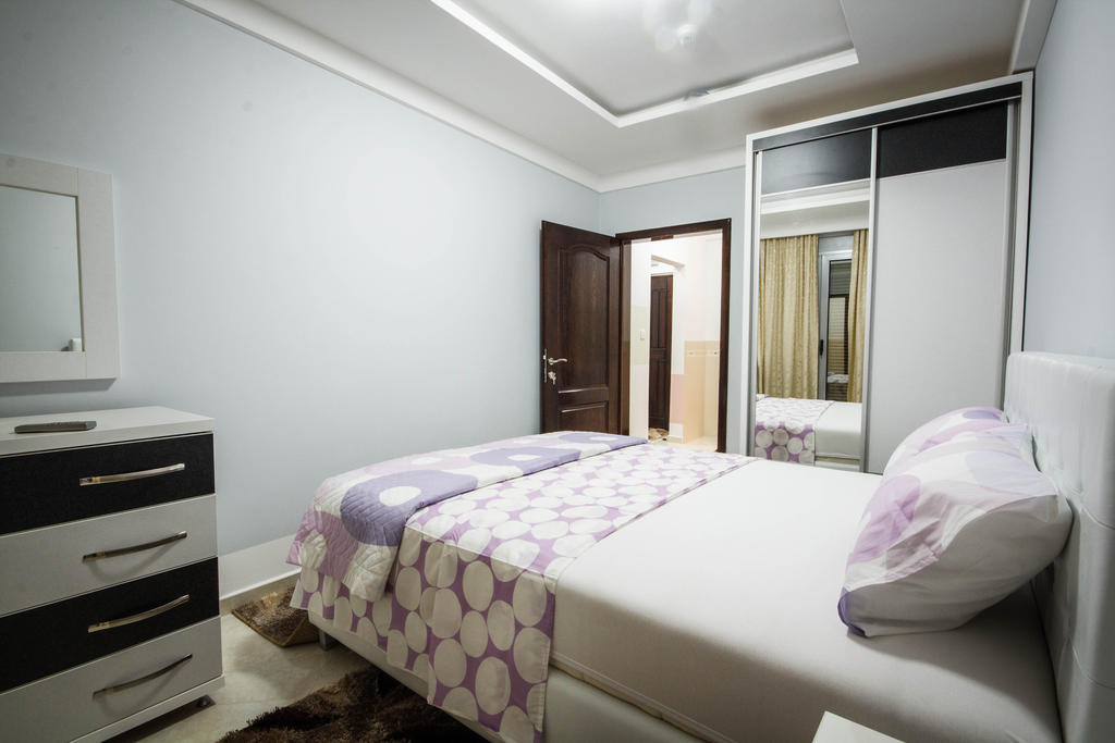 Hotel Oasis Podgorica Kamer foto